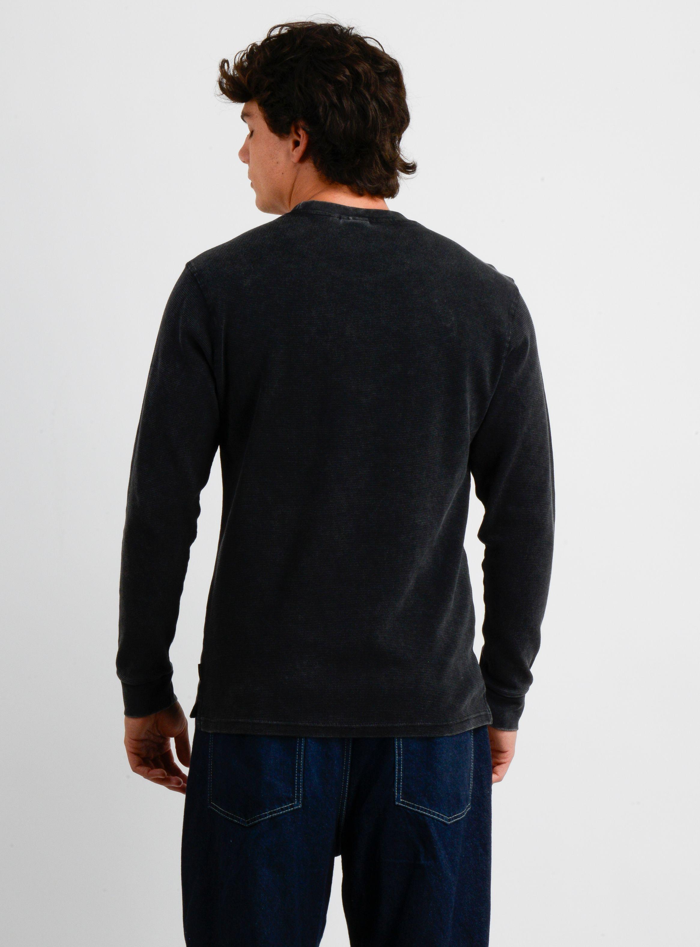 POLERA MANGA LARGA OVERLAND NEGRO-1