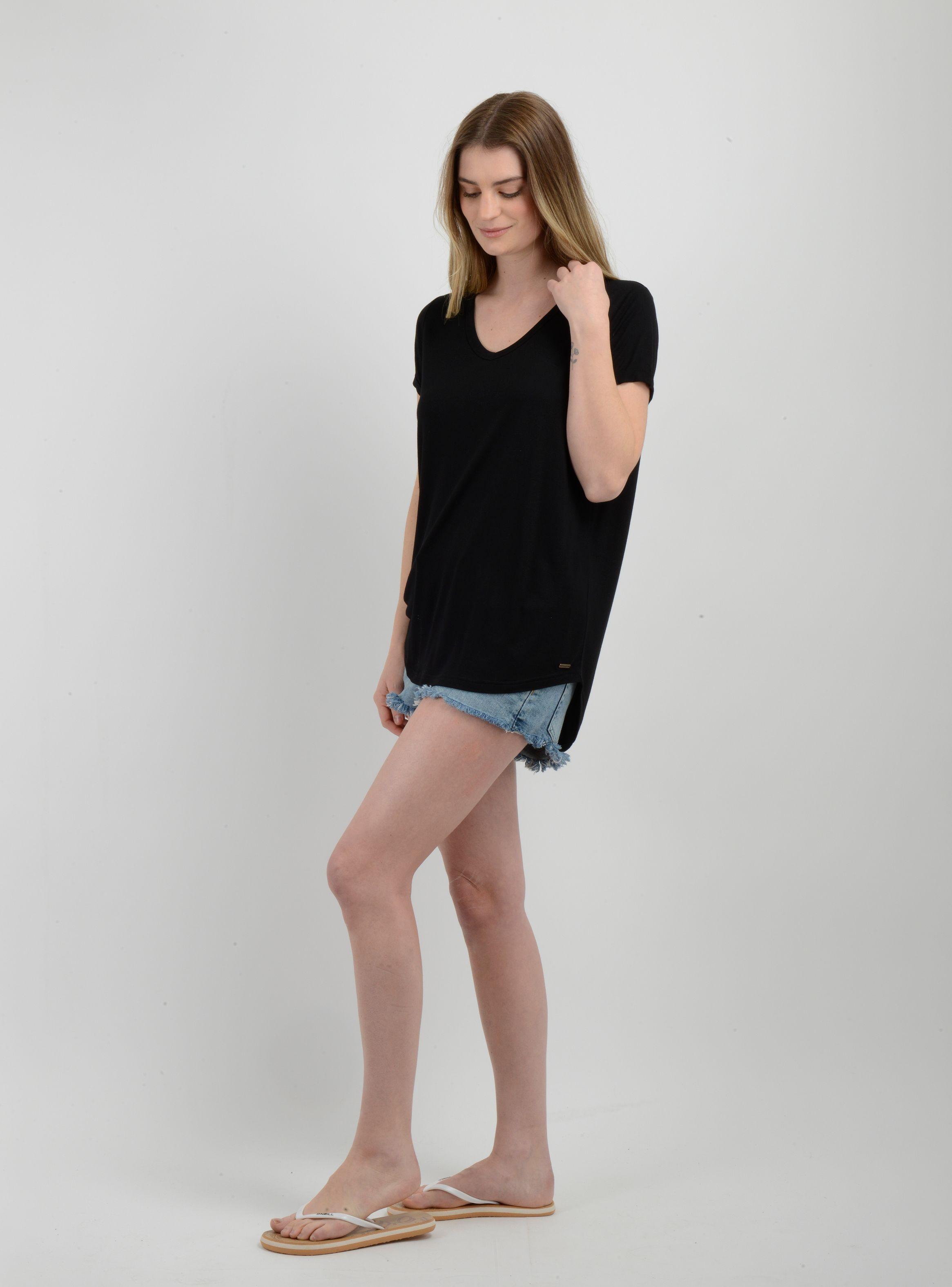 POLERA MANGA CORTA ESSENTIAL NEGRO-2