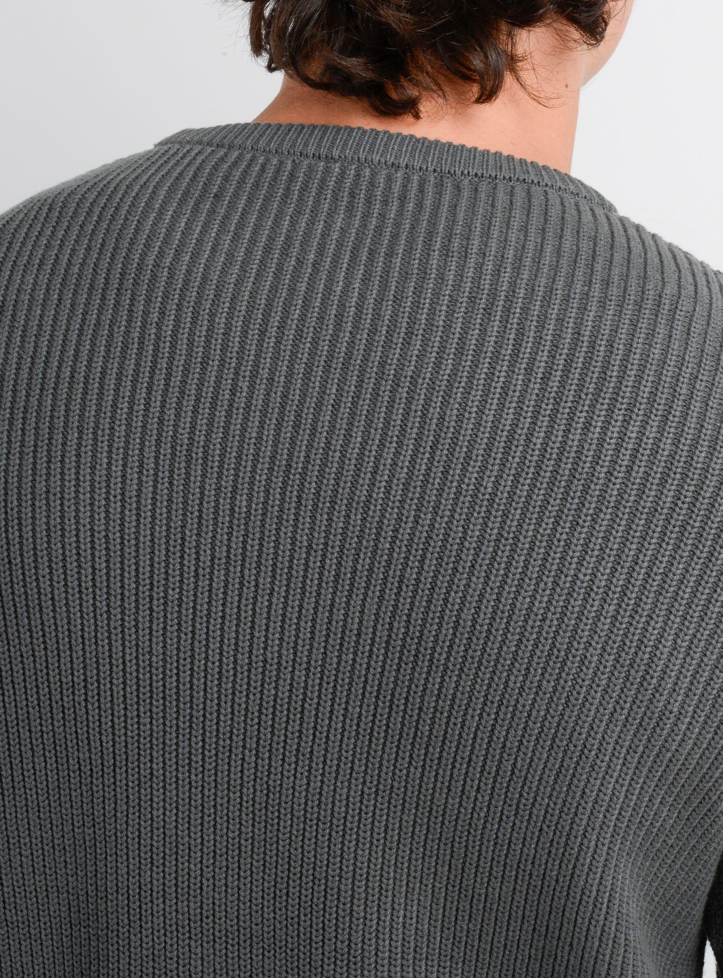 SWEATER VENTURA GRIS OSCURO-5
