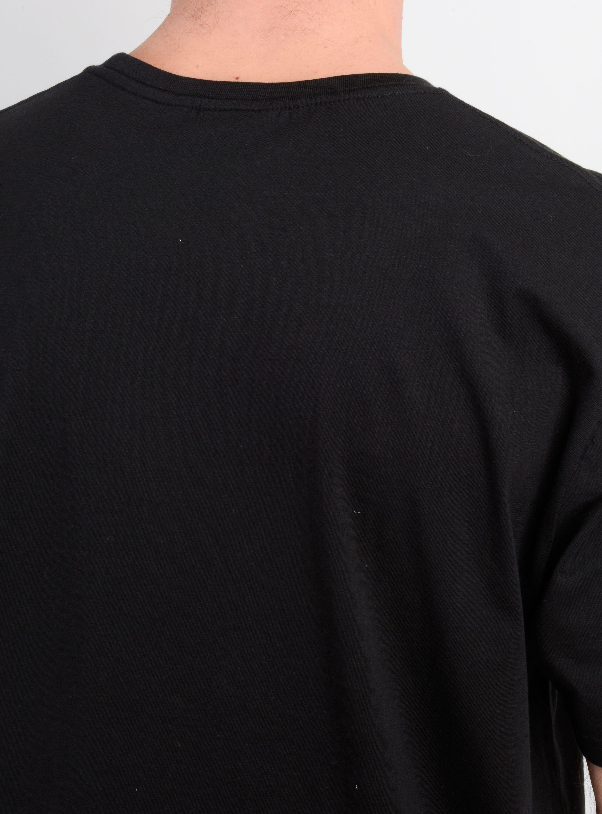 POLERA MANGA CORTA EAST CLIFF NEGRO-5