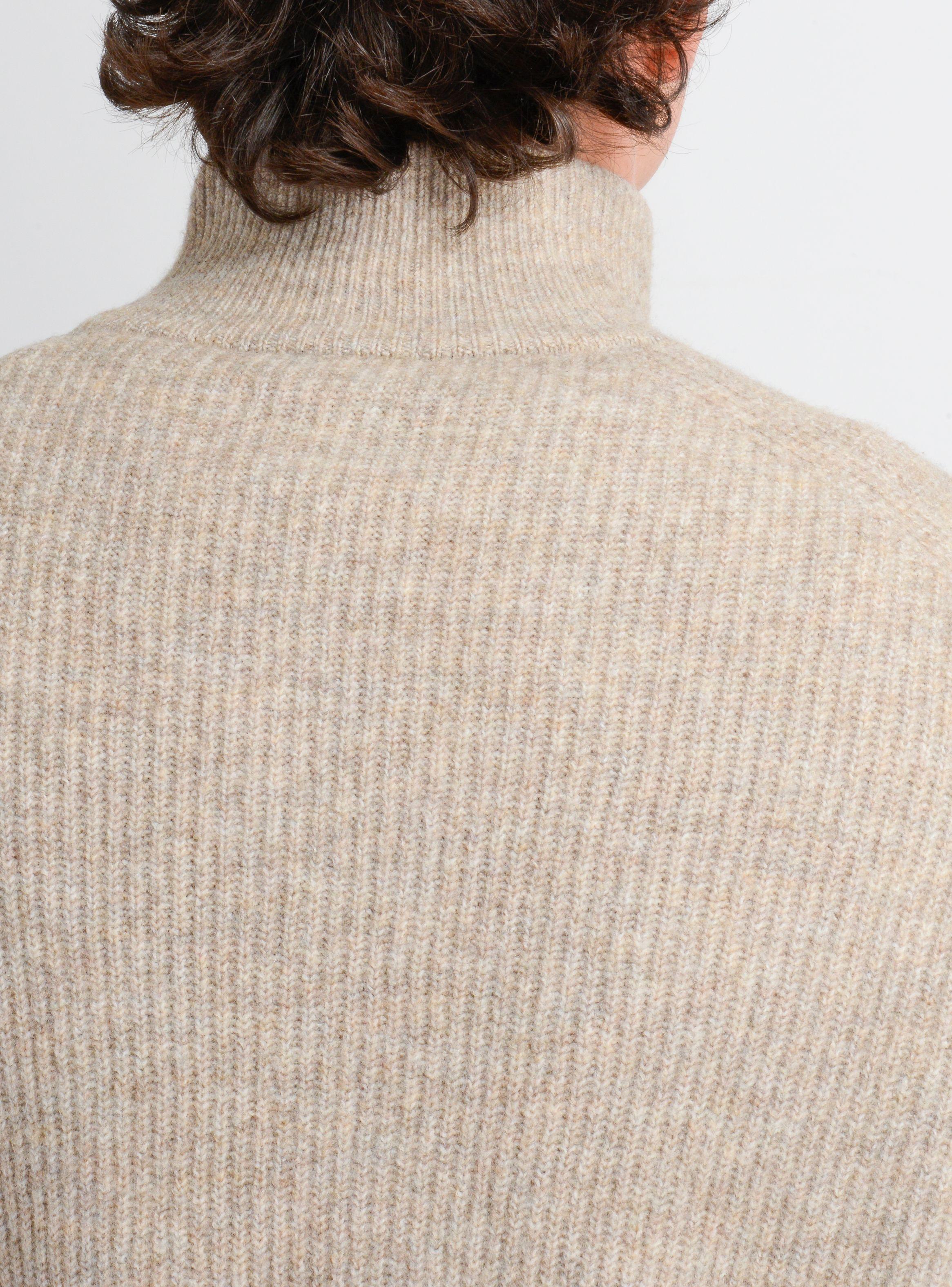 SWEATER NORRIS CAFÉ CLARO-5