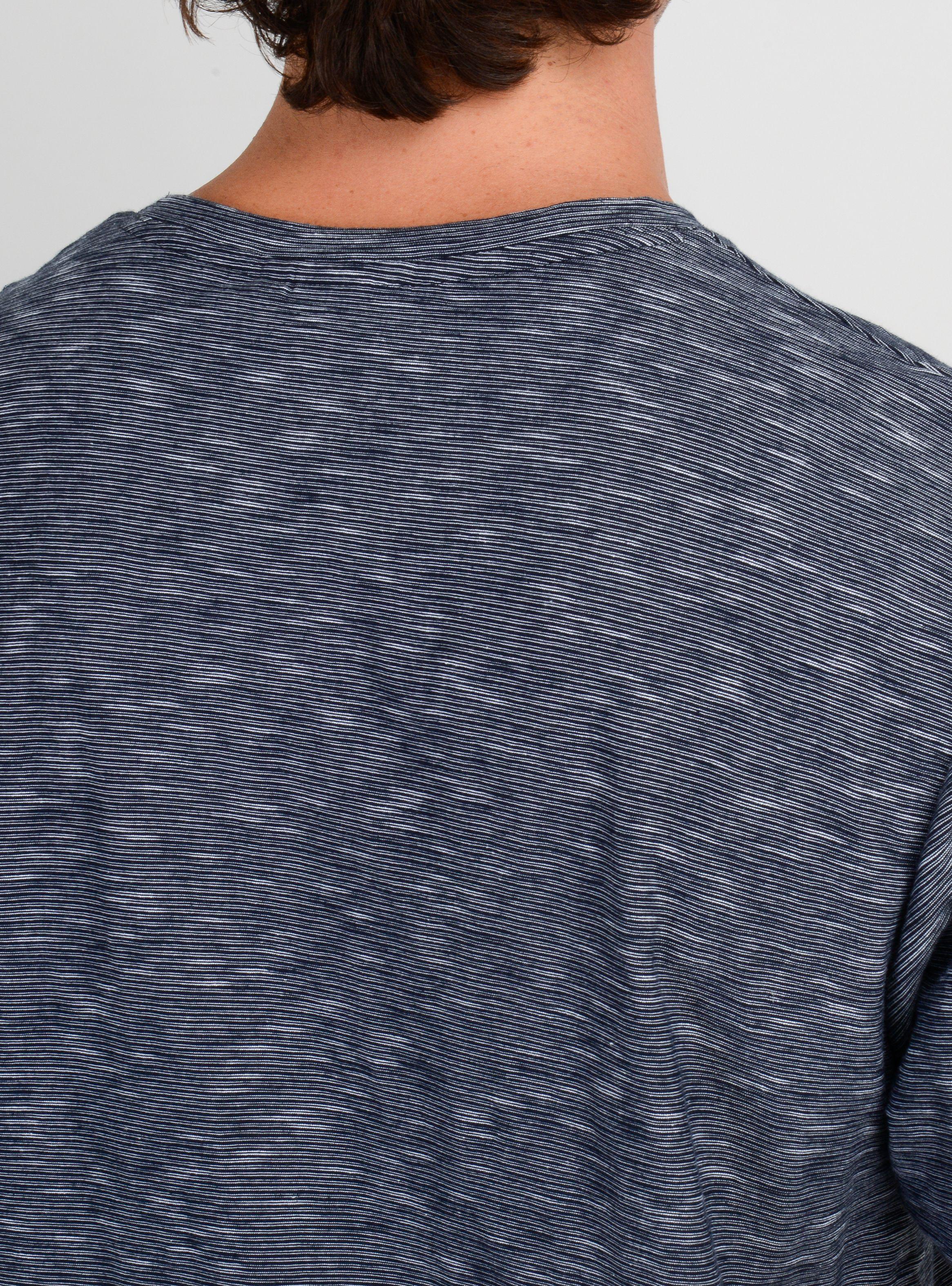 POLERA MANGA CORTA QUIVER II AZUL OSCURO-5