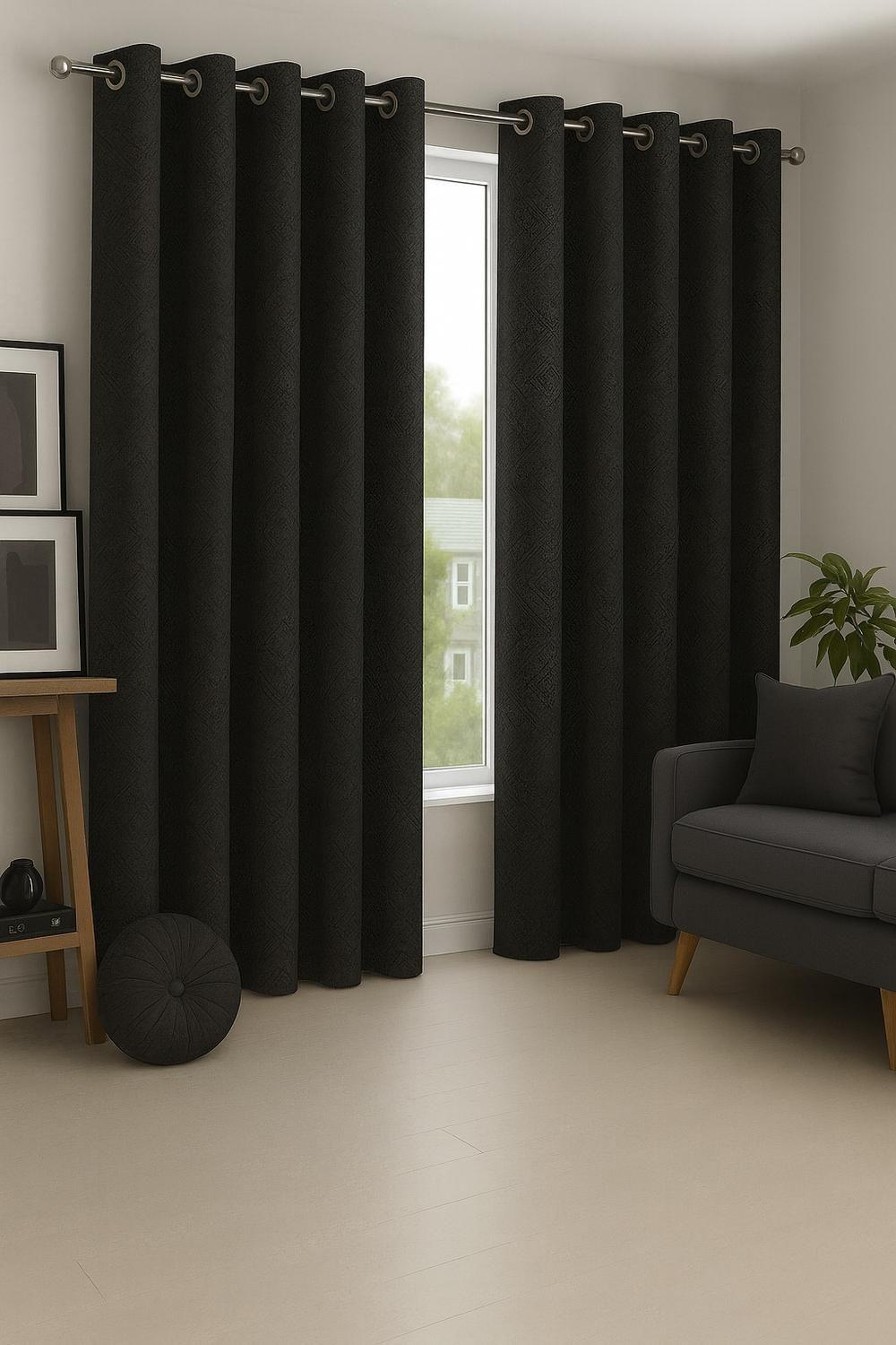 Cortina Blackout Estilo Geometrico Negra 135x225-2
