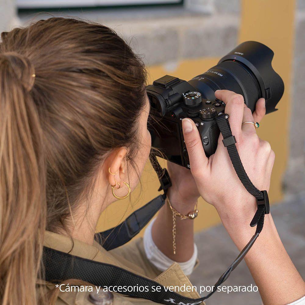 Lente Montura tipo E con formato Full Frame SEL24F14GM-5