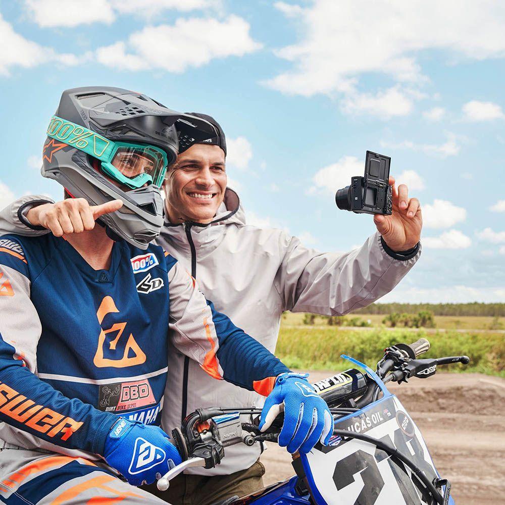 Camara compacta Sony RX100 VII-4