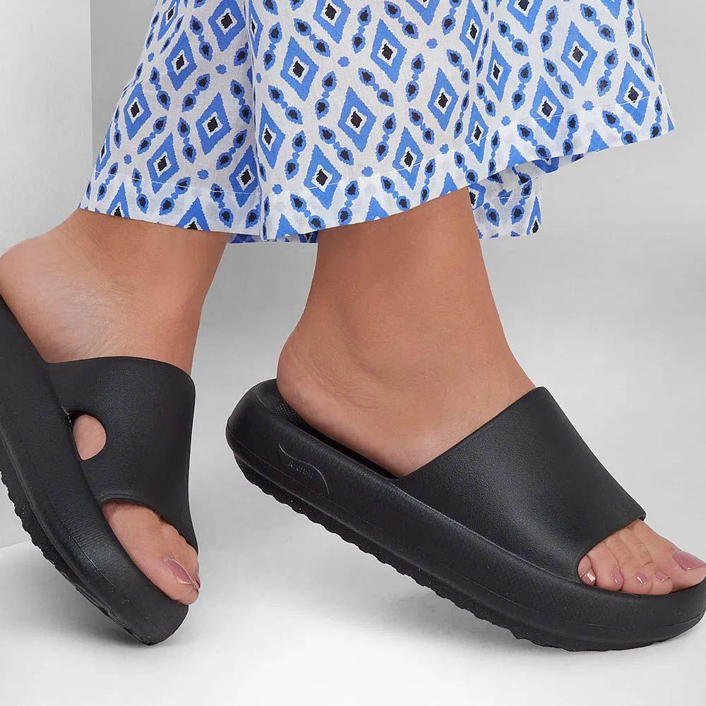 Sandalias Mujer Skechers Arch Fit Horizont 111630-BBK-5