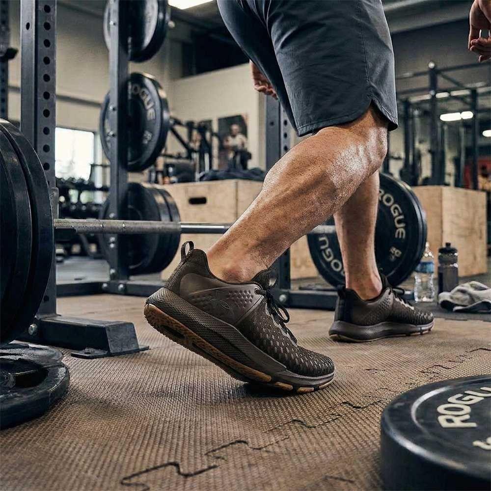 Zapatilla Training Hombre UA Charged Engage 2 Negro-5