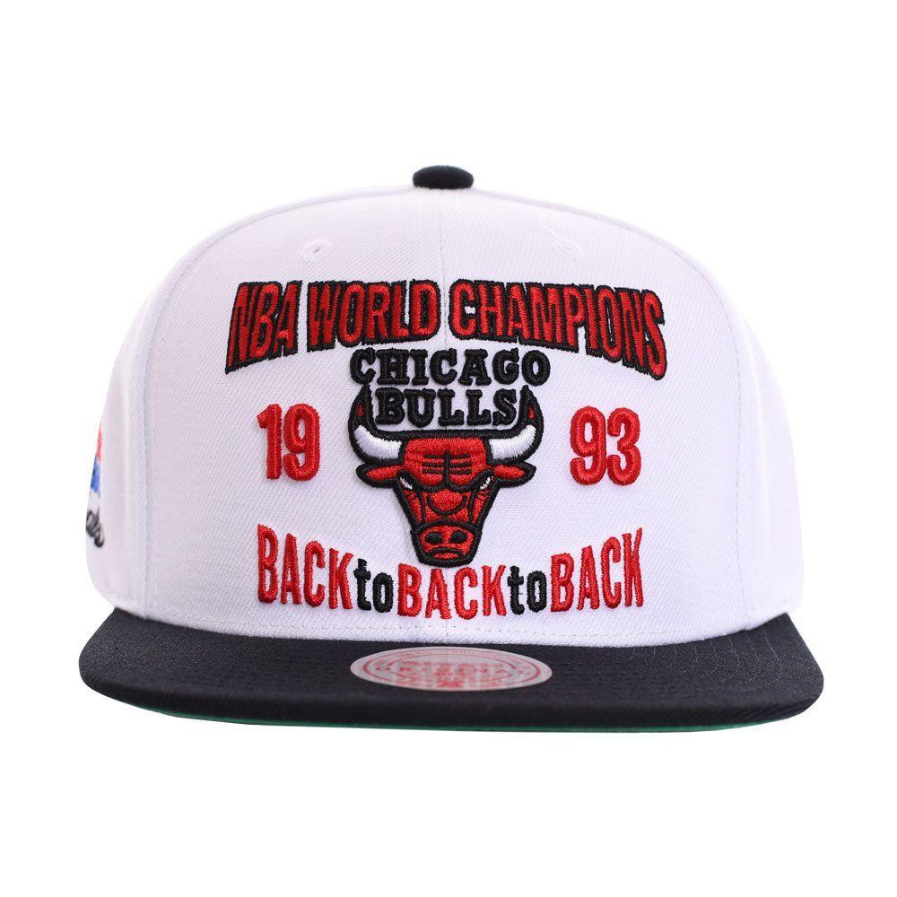 Gorro Chicago Bulls NBA World Champions 1993 Blanco Mitchell and Ness-0
