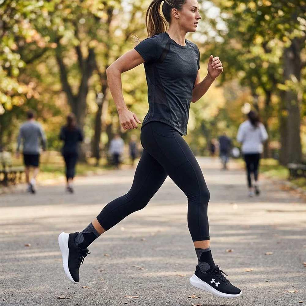 Zapatilla Running Mujer UA Phade RN 3 Negro Blanco-5