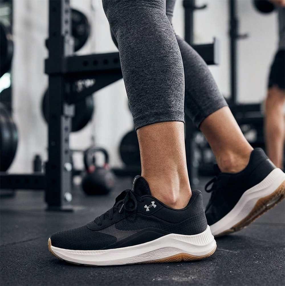 Zapatilla Training Mujer UA Aurora 3 Negro Blanco-5