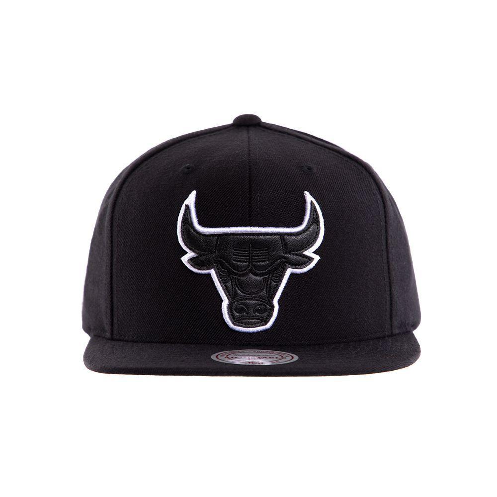 Gorro Chicago Bulls Patch Negro Blanco Mitchell and Ness-0