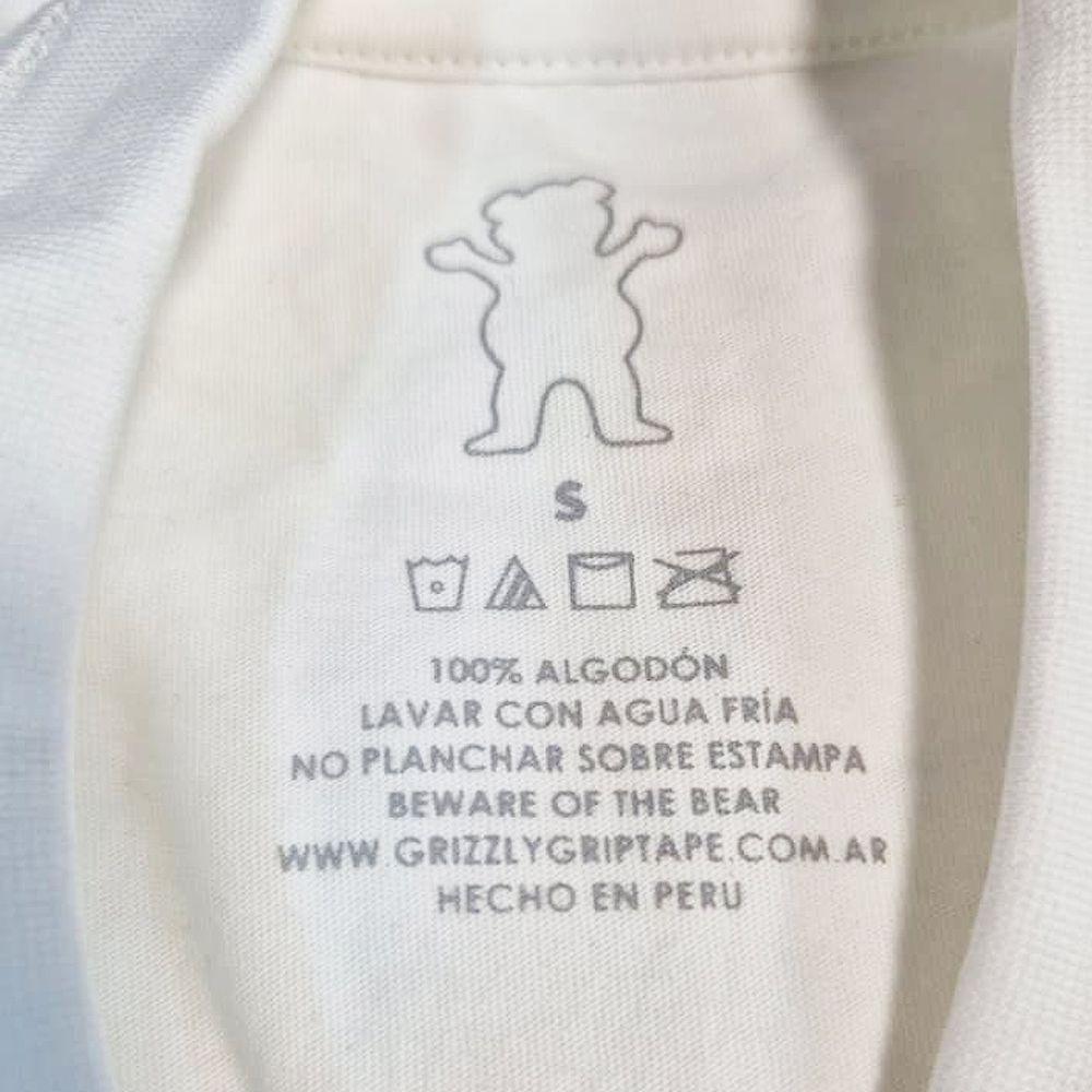 Polera Hombre Grizzly Griptape Earth Strong White-2