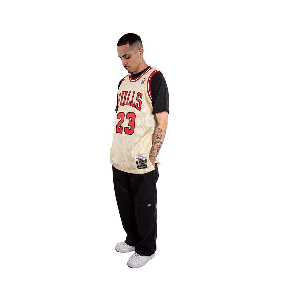 Polera Nba Gold Jersey Bulls 95 Mj Mitchell And Ness-5