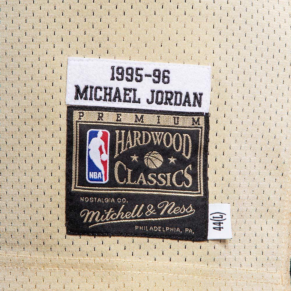 Polera Nba Gold Jersey Bulls 95 Mj Mitchell And Ness-6