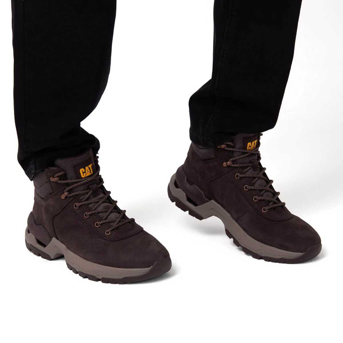 Zapatilla con Caña Hombre Surge Hiker Café Cat-4