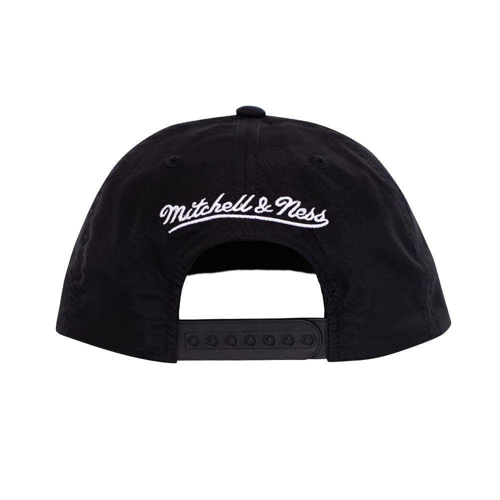 Gorro Miami Heat Visera Plana Negro Mitchell and Ness-5
