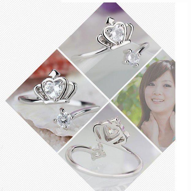 Anillo Corona con Circones Plateado -3