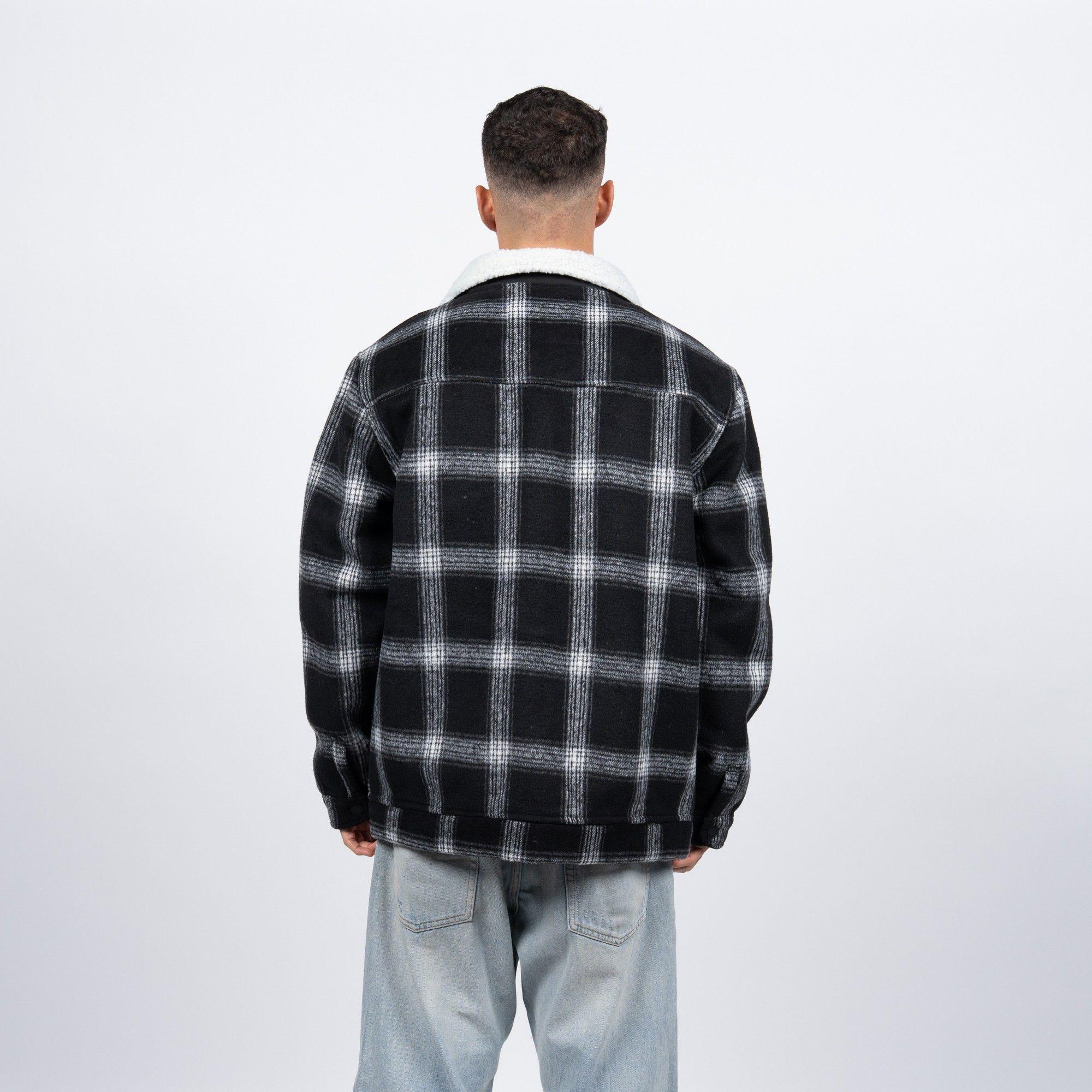 Casaca Reef Men Black White Buttons-1