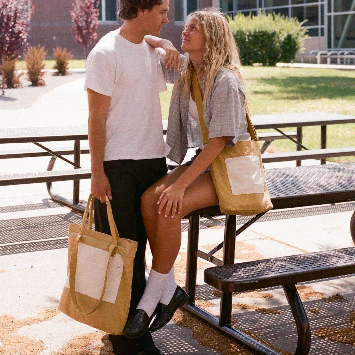 Bolso Thread Mini Utility Tote Bag Goldie-3