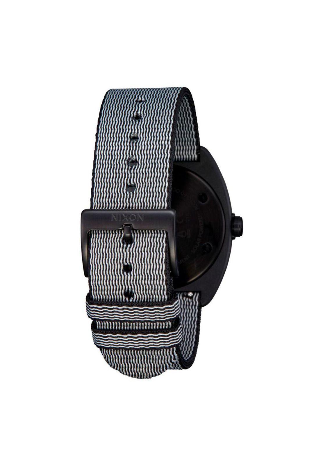 Reloj Light-Wave All Black Nixon-2