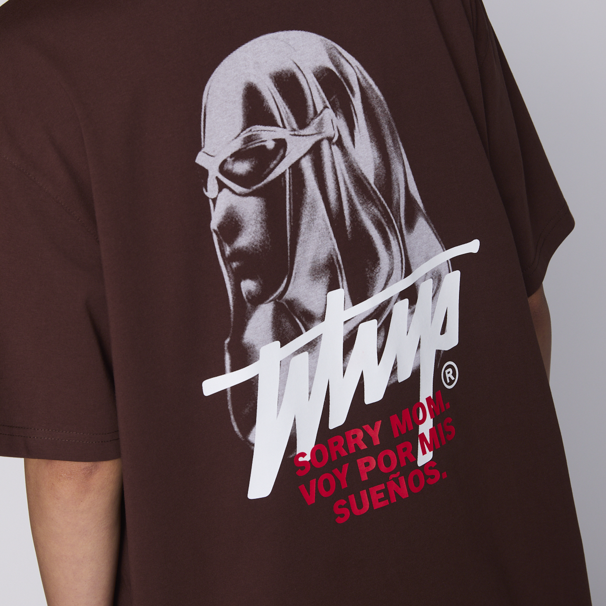 Polera Whatup Sorry Mom Brown-4