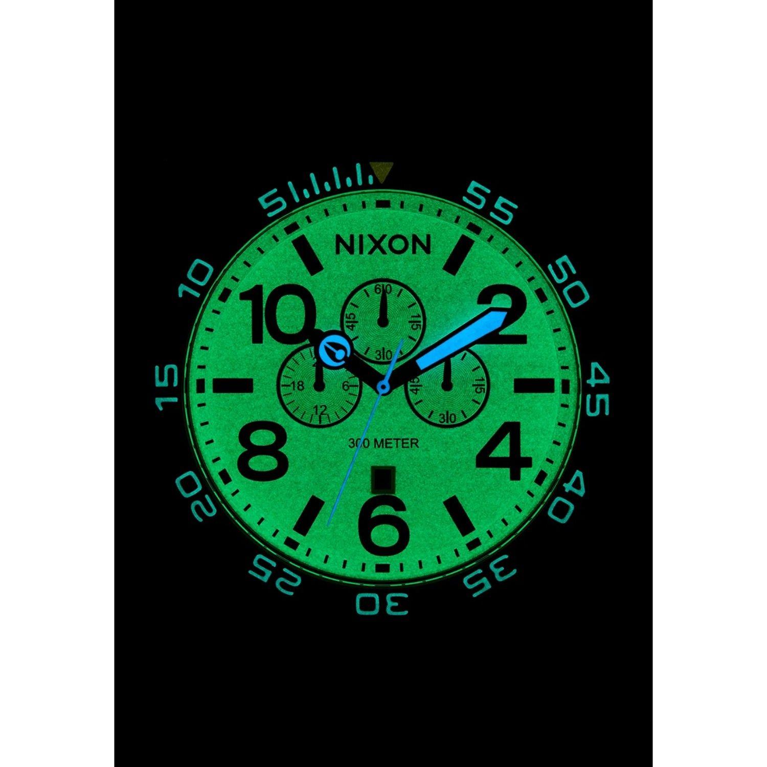 Reloj Nixon 51-30 Chrono Silver White Lume-5