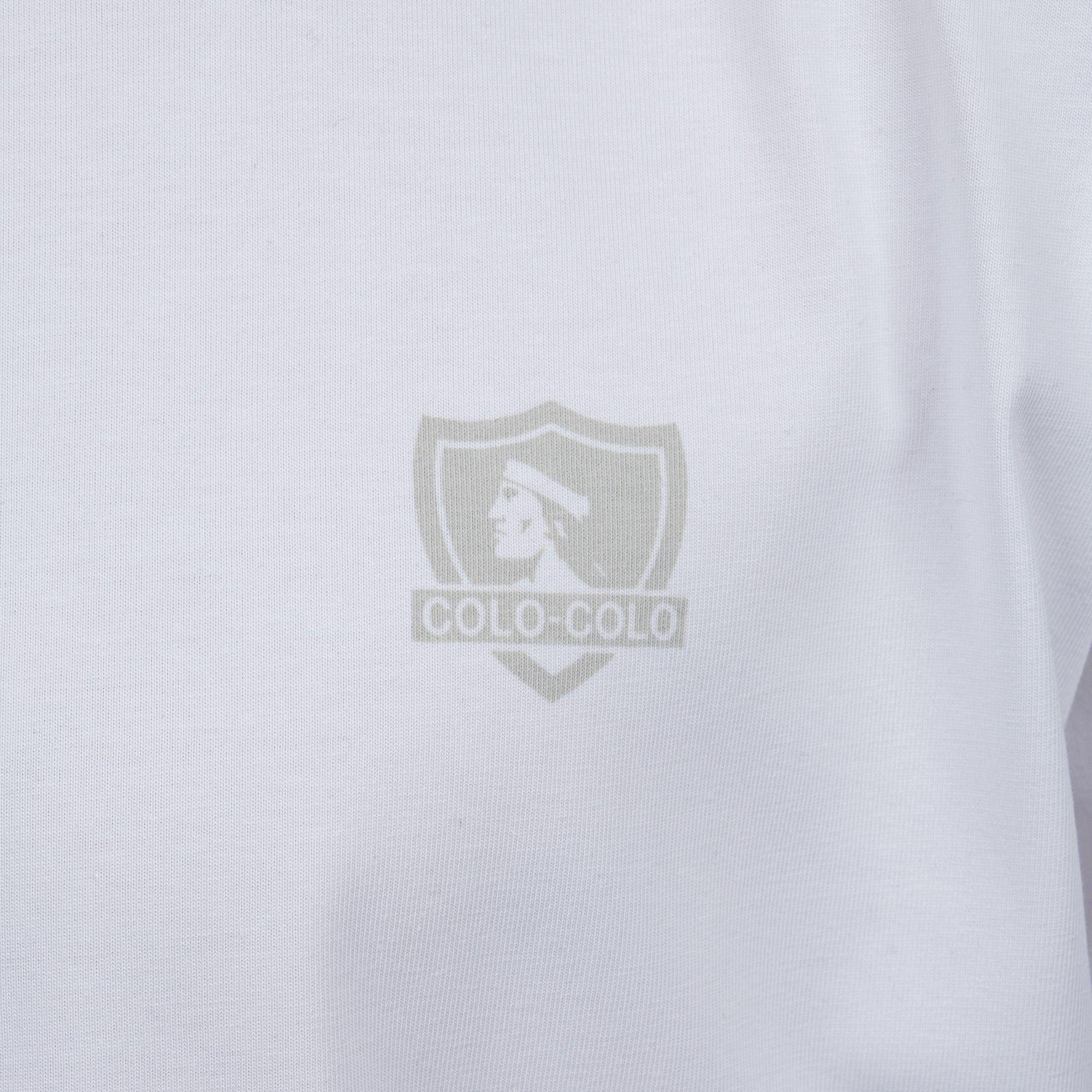 Polera Colo-Colo Urbano Blanco Escudo Pequeño Gris-2