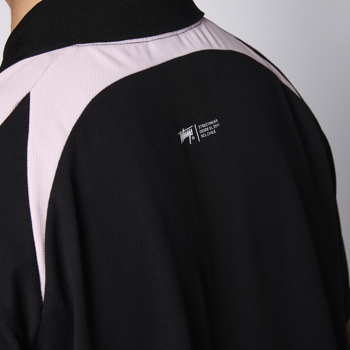 Camiseta Men Whatup "Juntos por la Calle" Black Pink-5