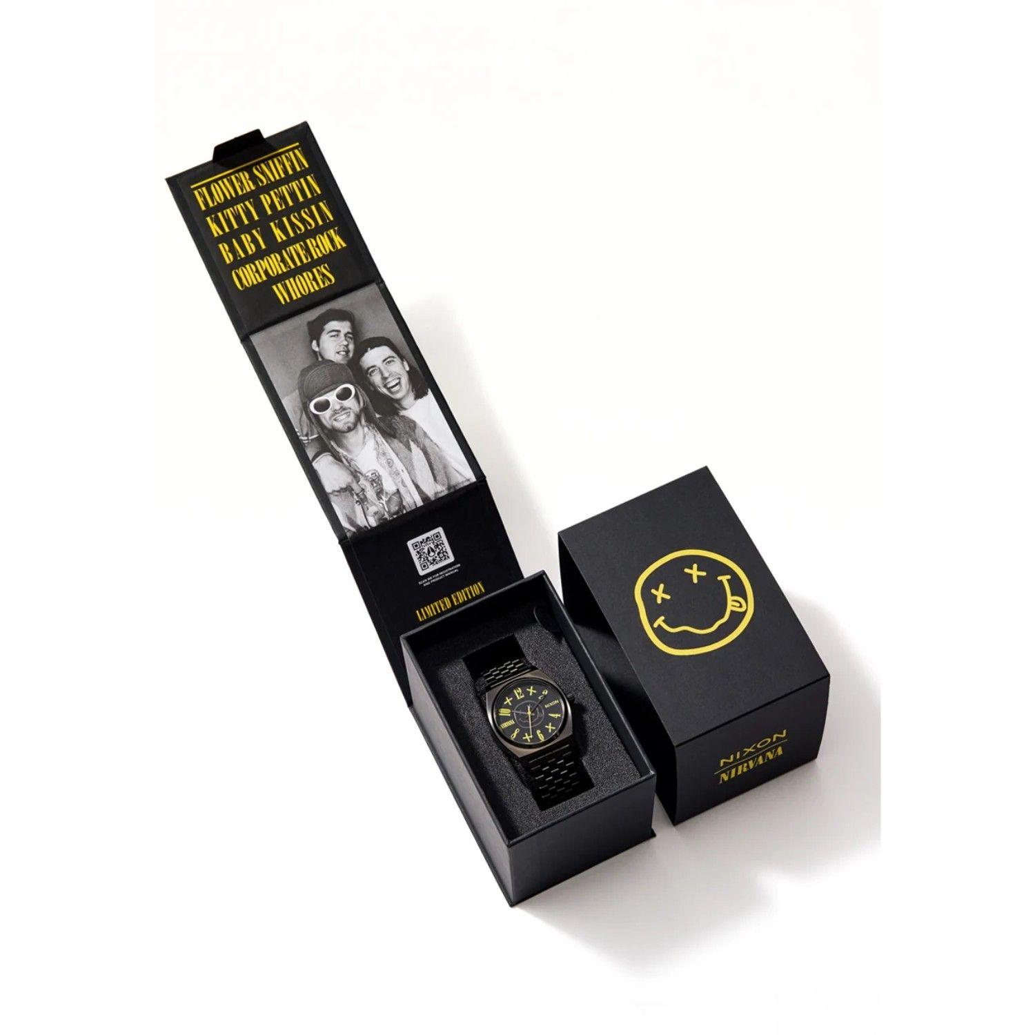 Reloj Nixon Nirvana Time Teller Black Smiley Face-5