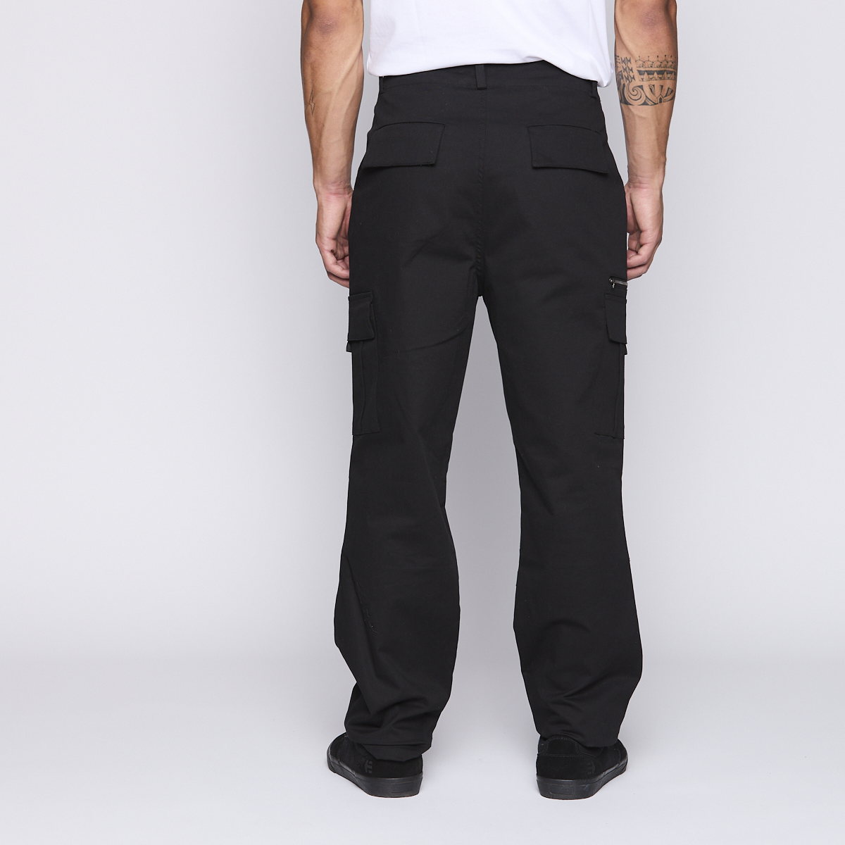 Pantalón Cargo Reef Men Black-2