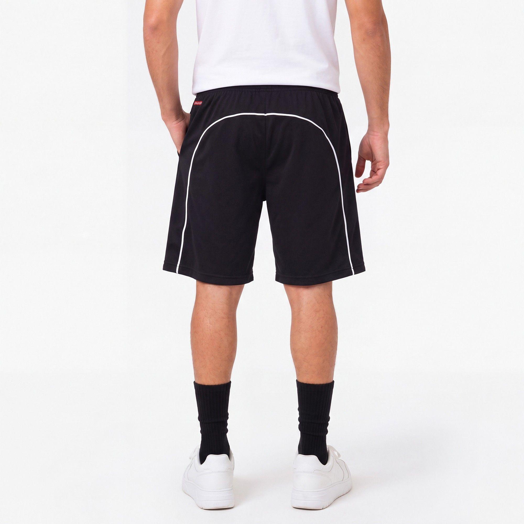 Short Colo Colo Urbano Negro Rayas Blancas Escudo Color-1