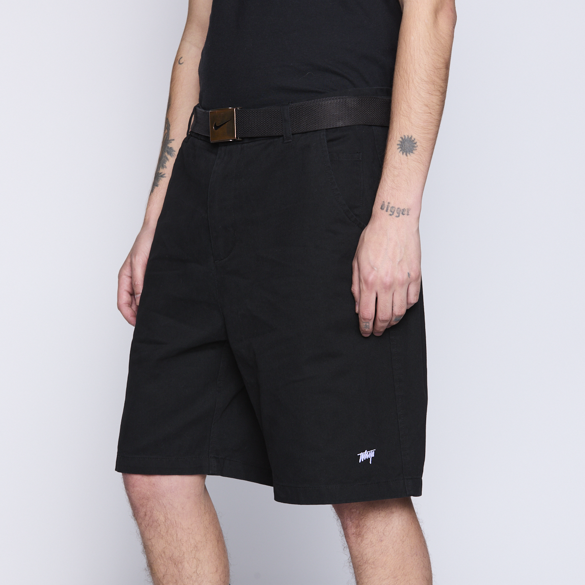 Bermuda Recta Whatup Men All Black-1