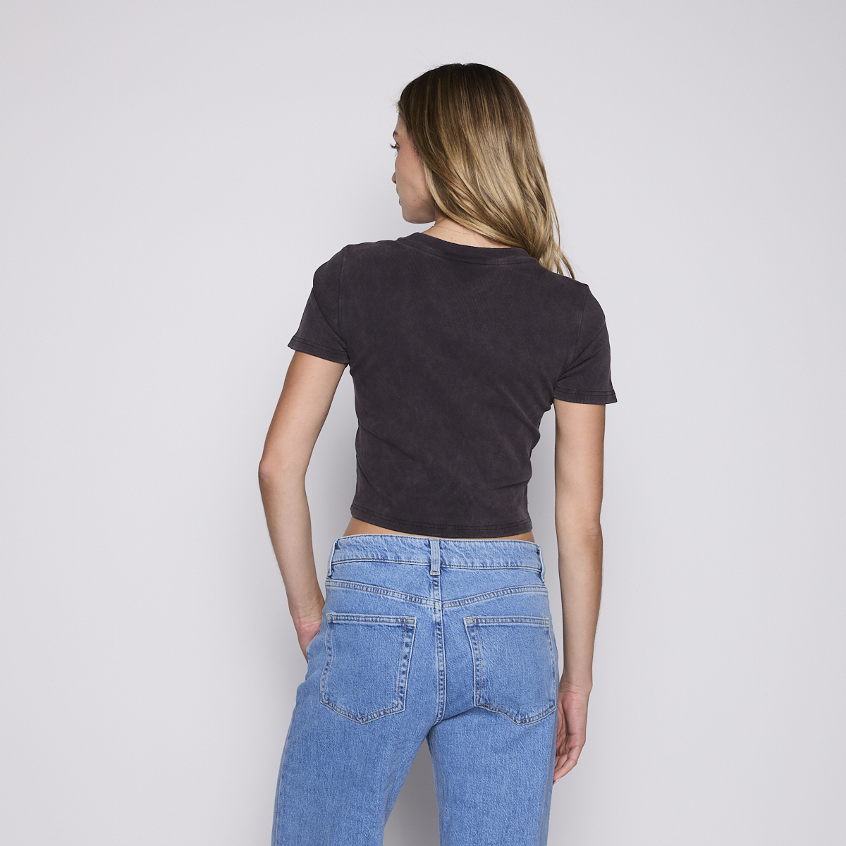 Polera Crop Reef Women Black Logo-2