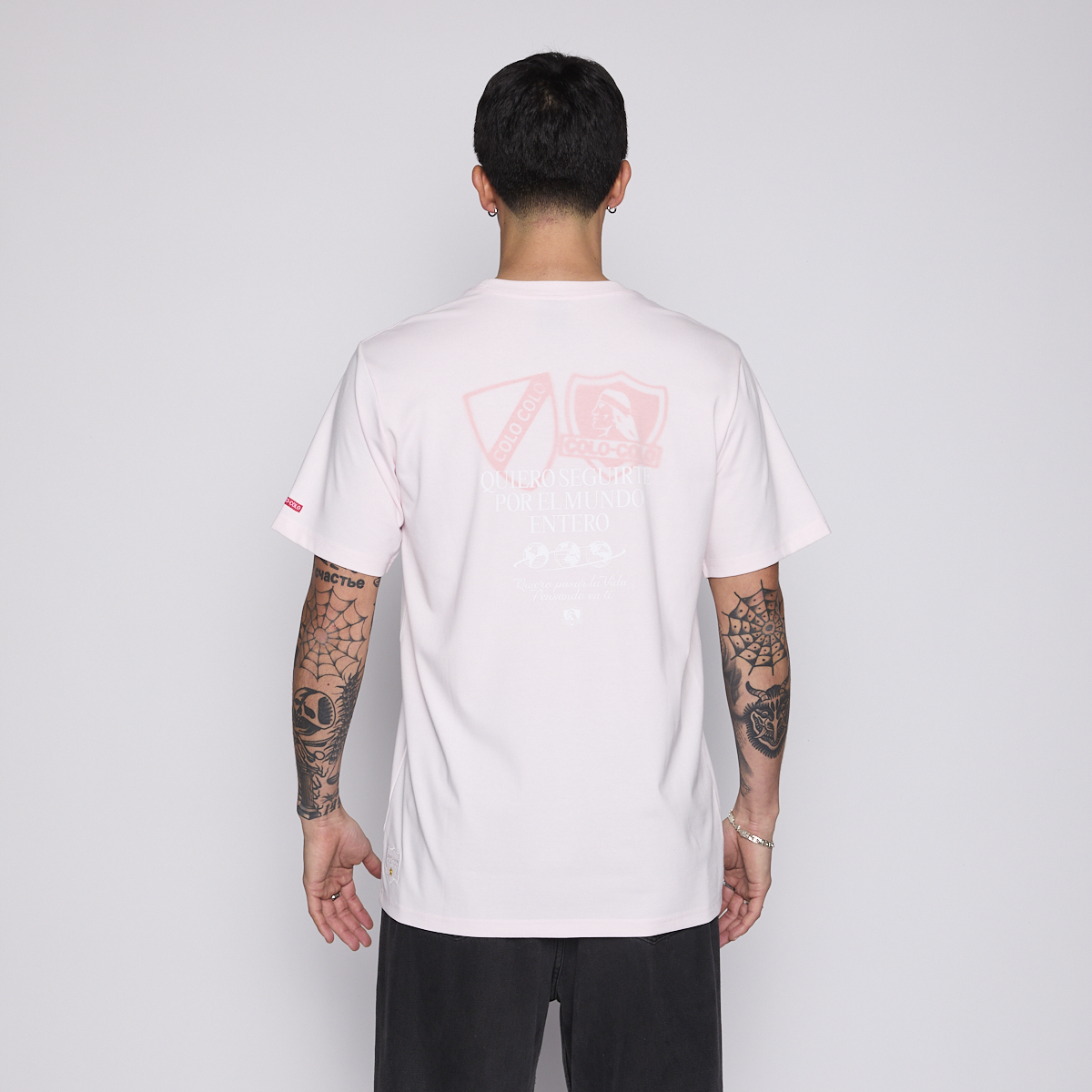 Polera Colo Colo Urbano Hombre Quiero Seguirte Rosado-1