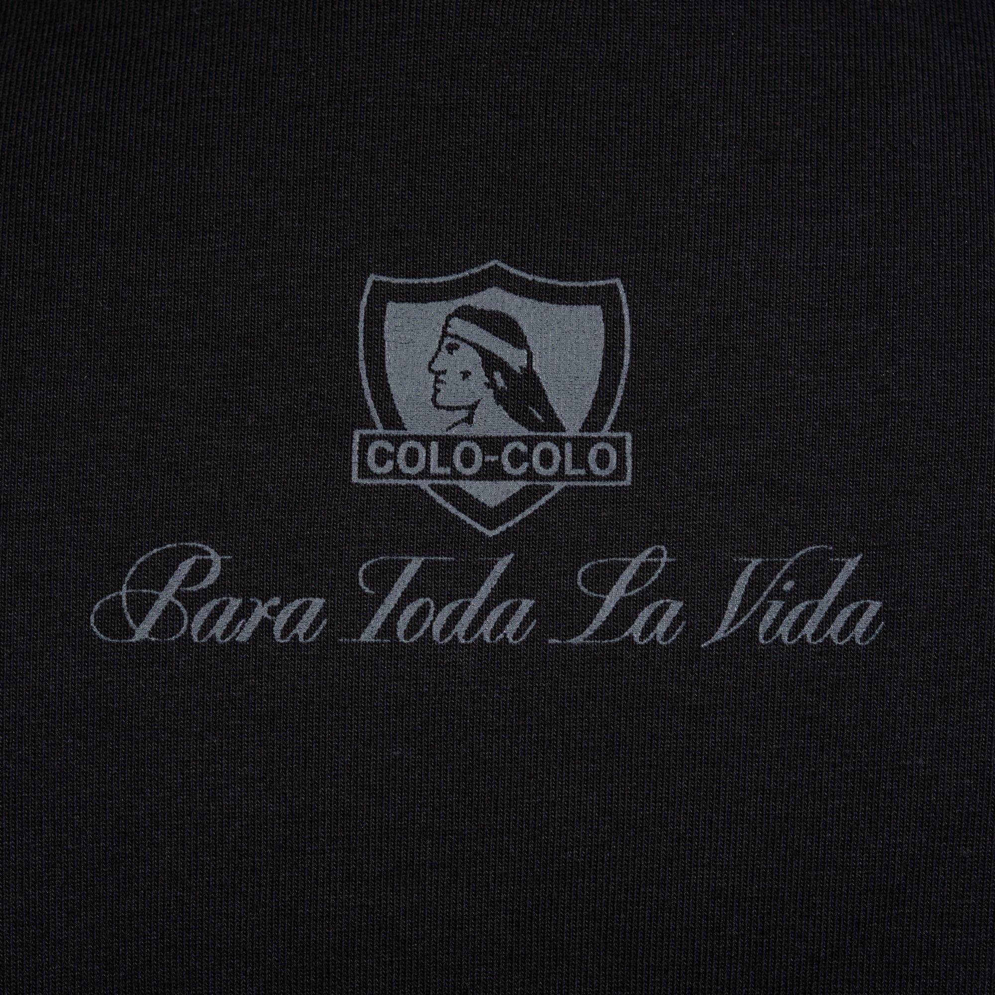 Polera Colo-Colo Urbano Negro Escudo Pequeño Gris-3