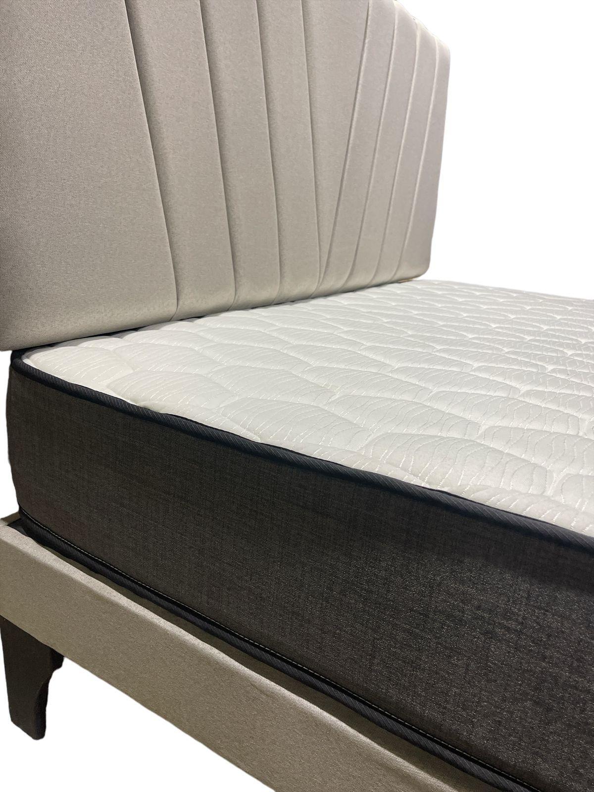 CAMA EUROPEA 2 PLAZAS MODELO LINEAL EN V Gris Claro-4