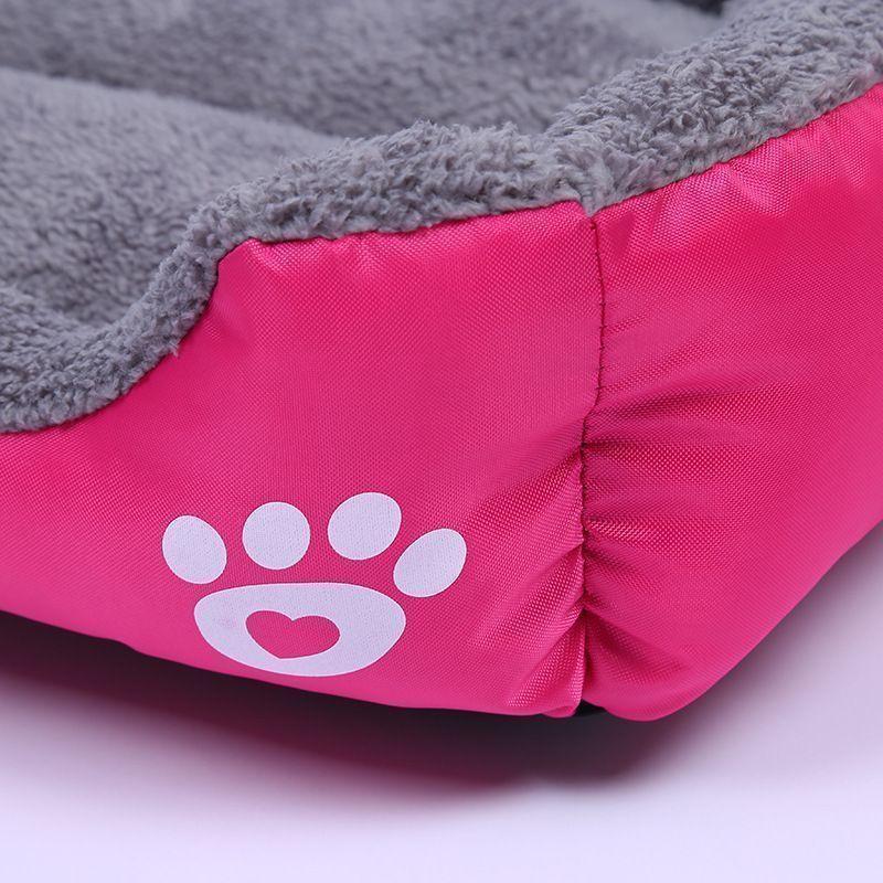 Cama Ultrasuave para Mascotas Perros Gatos Rectangular Talla M 54cm X 42cm-3