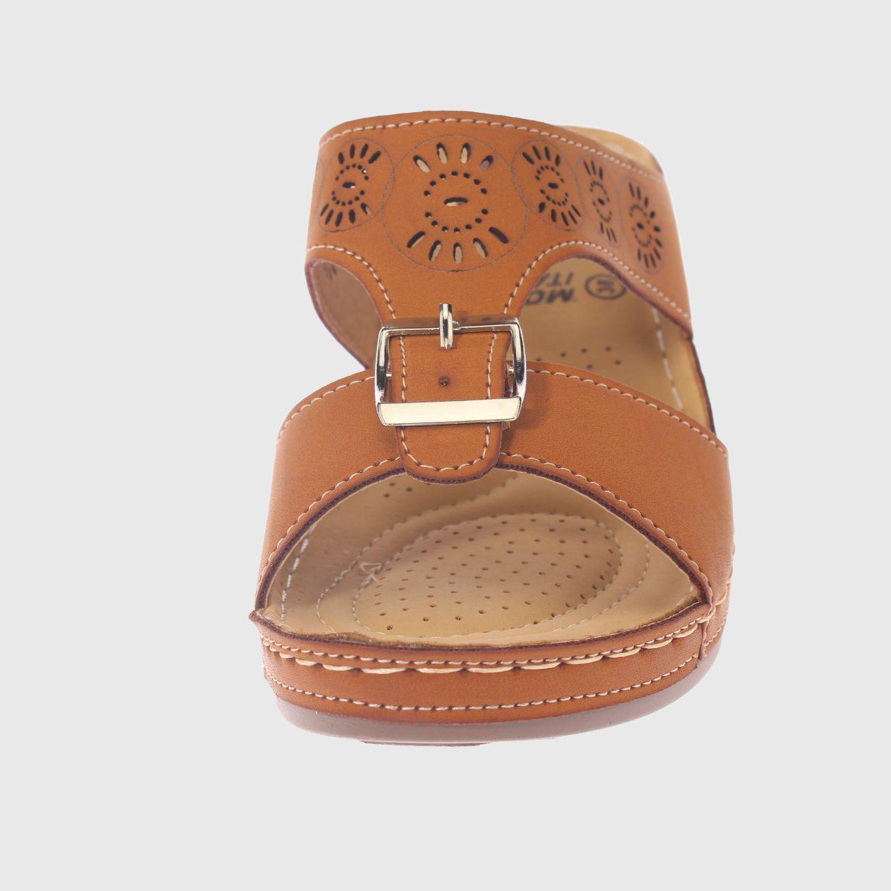 Sandalia Confort Camel Vía Franca Mujer-2