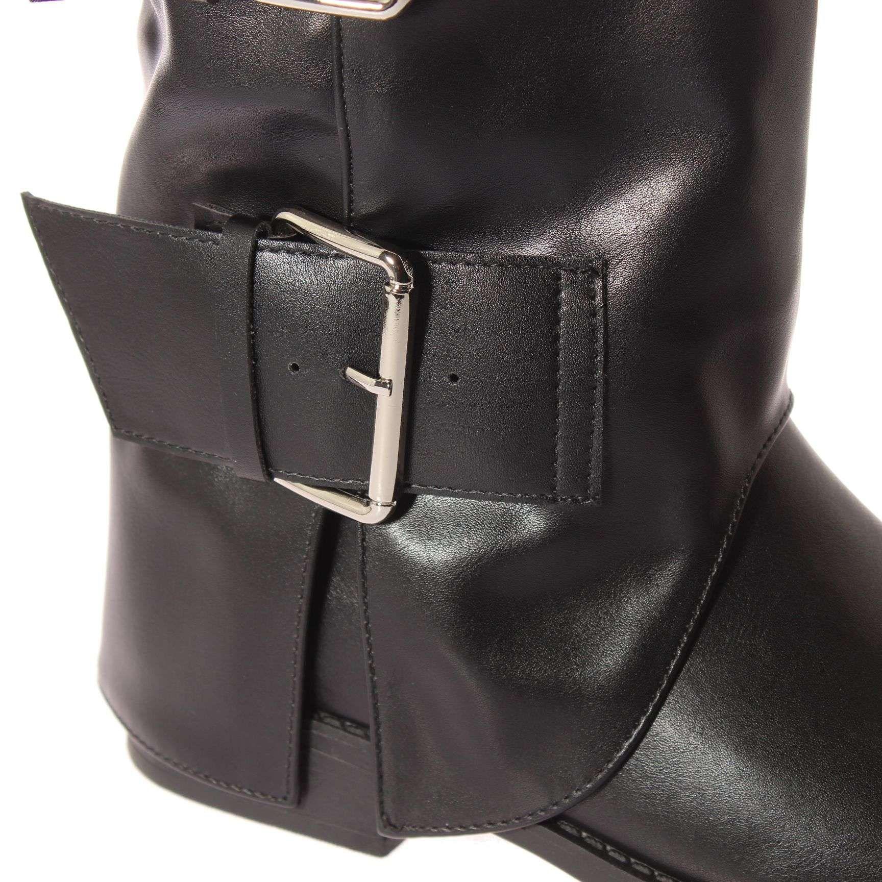Bota Negro Vía Franca Mujer Art: 5CC261NEGROS-3