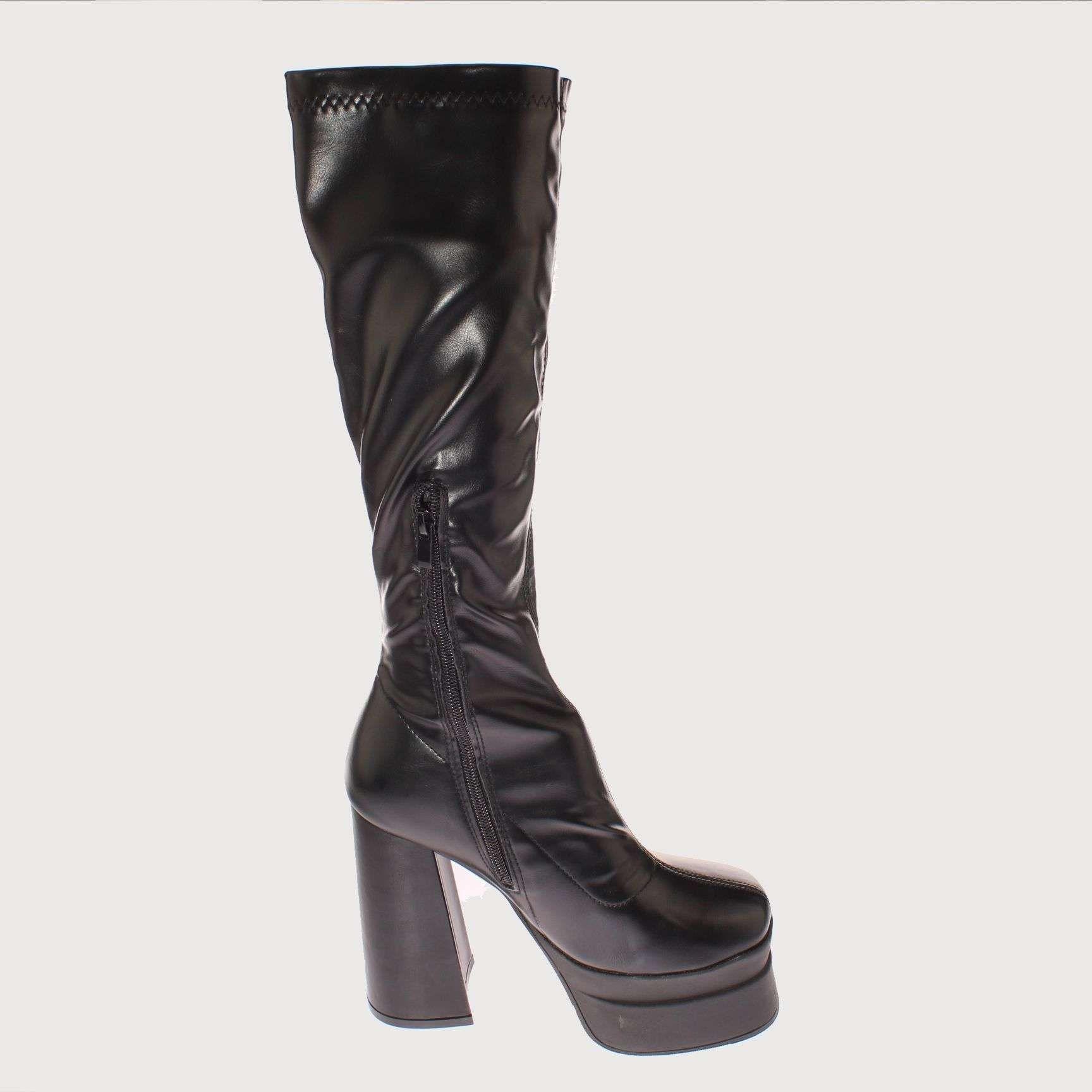 Bota Terraplen Negro Vía Franca Mujer Art: 5XZN728ABLACK-2