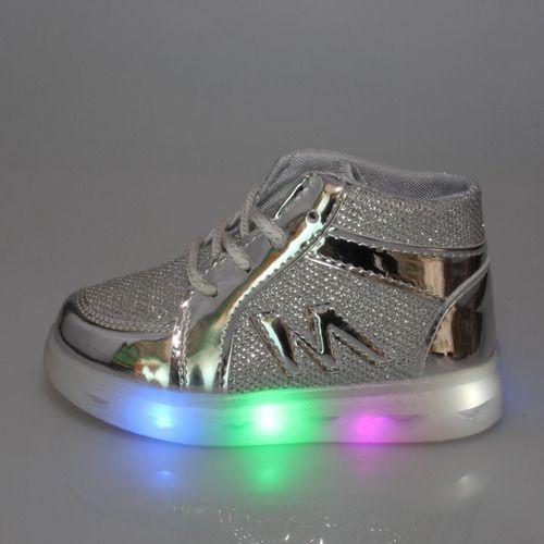 Zapatilla Con Luces Para Niño Color Plateado-3