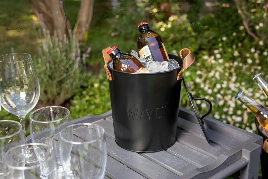 HIELERA METALICA CON TAPA WAYU-2