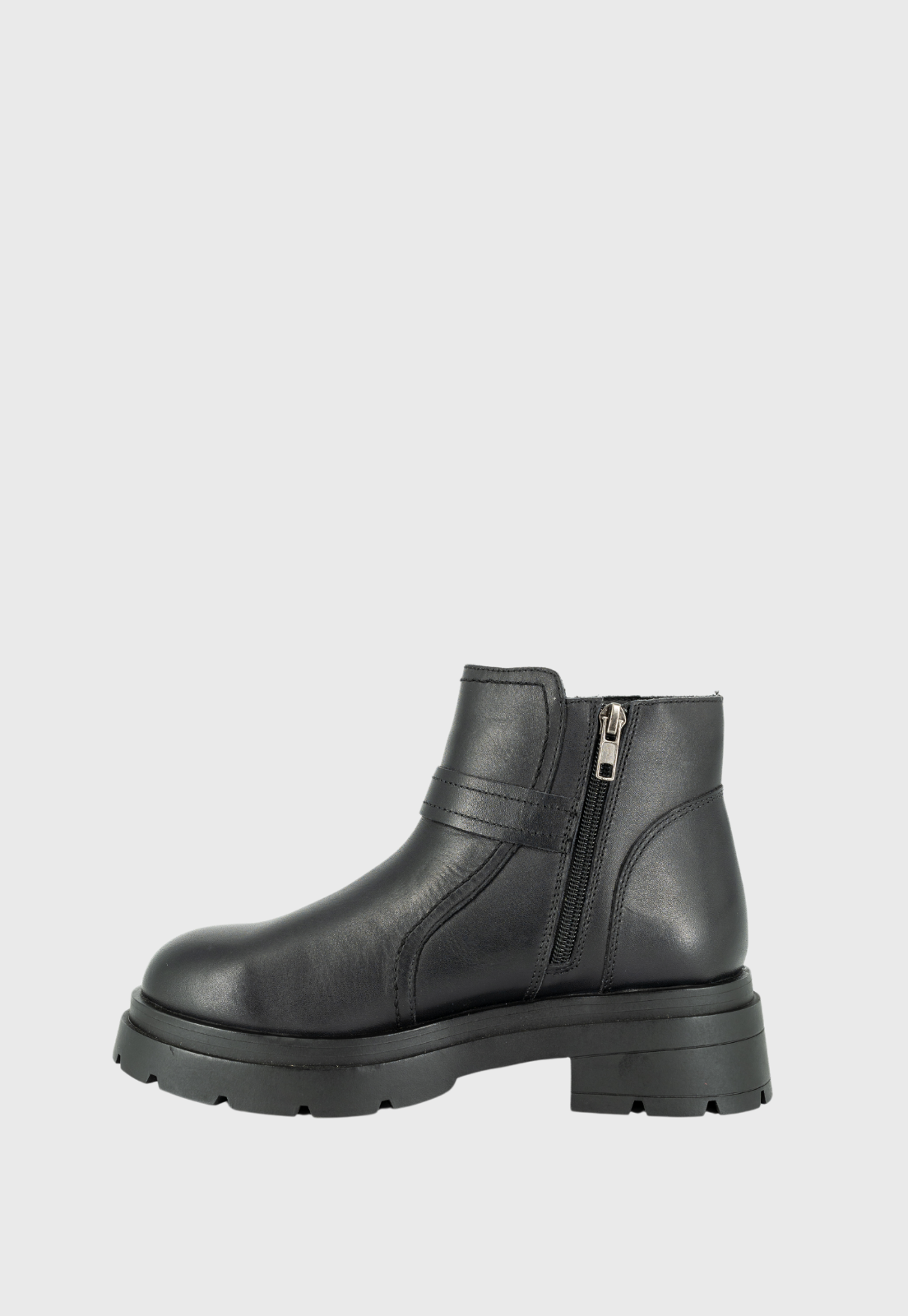 Botin de Cuero Rosie Negro Alquimia-3