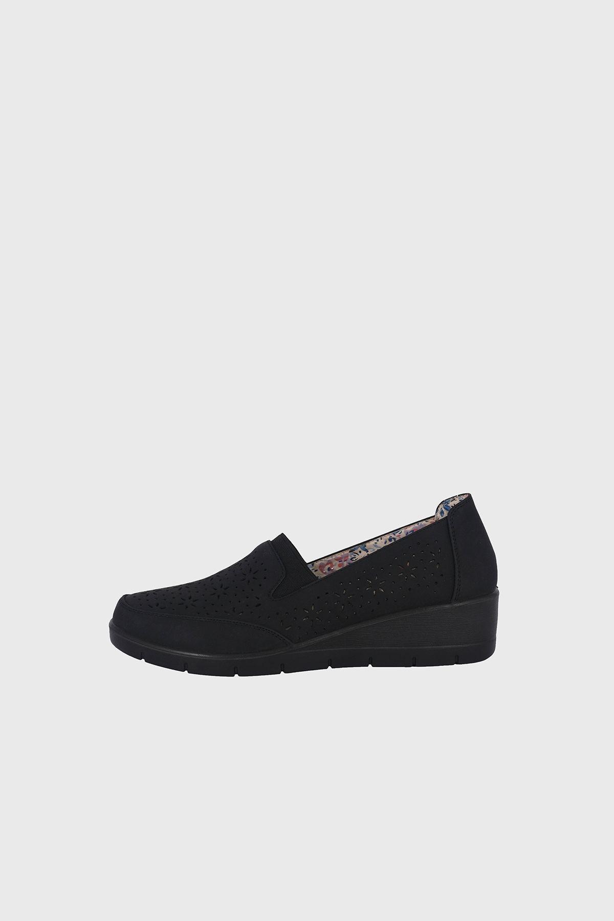 Mocasin Geranium Negro Passer-1
