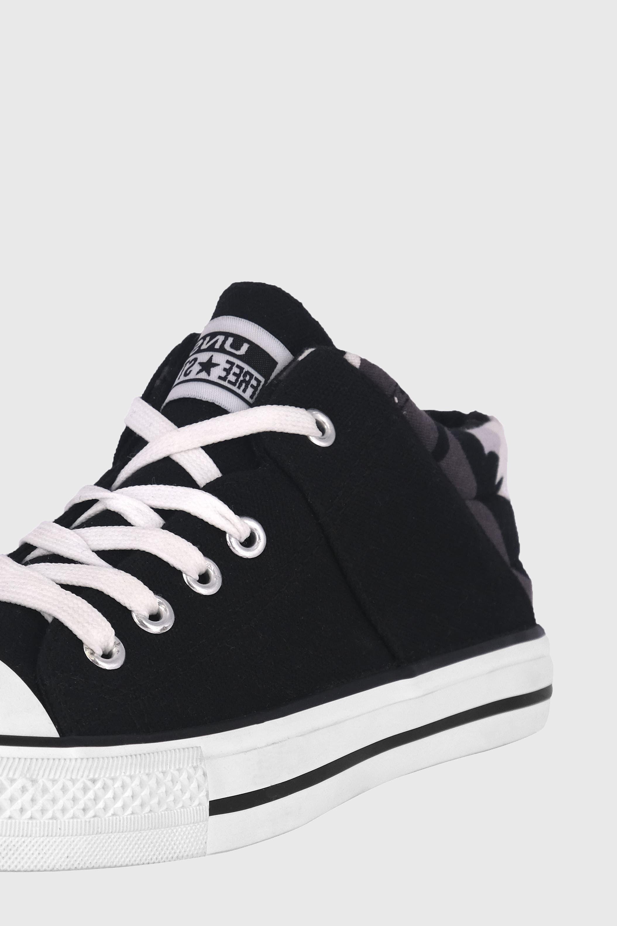 Zapatilla Palm Tree Negro UNS-3