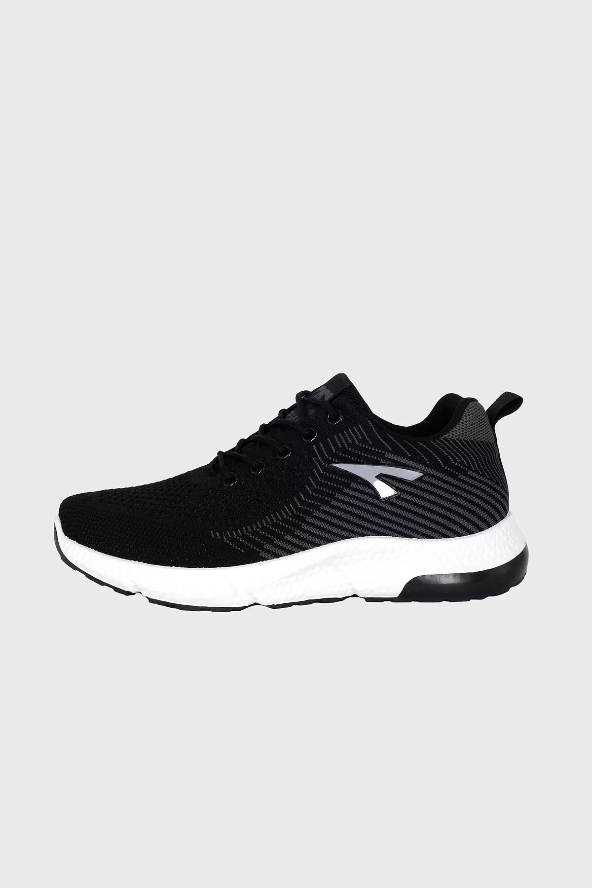 Zapatilla Barthea Negro UNS-1