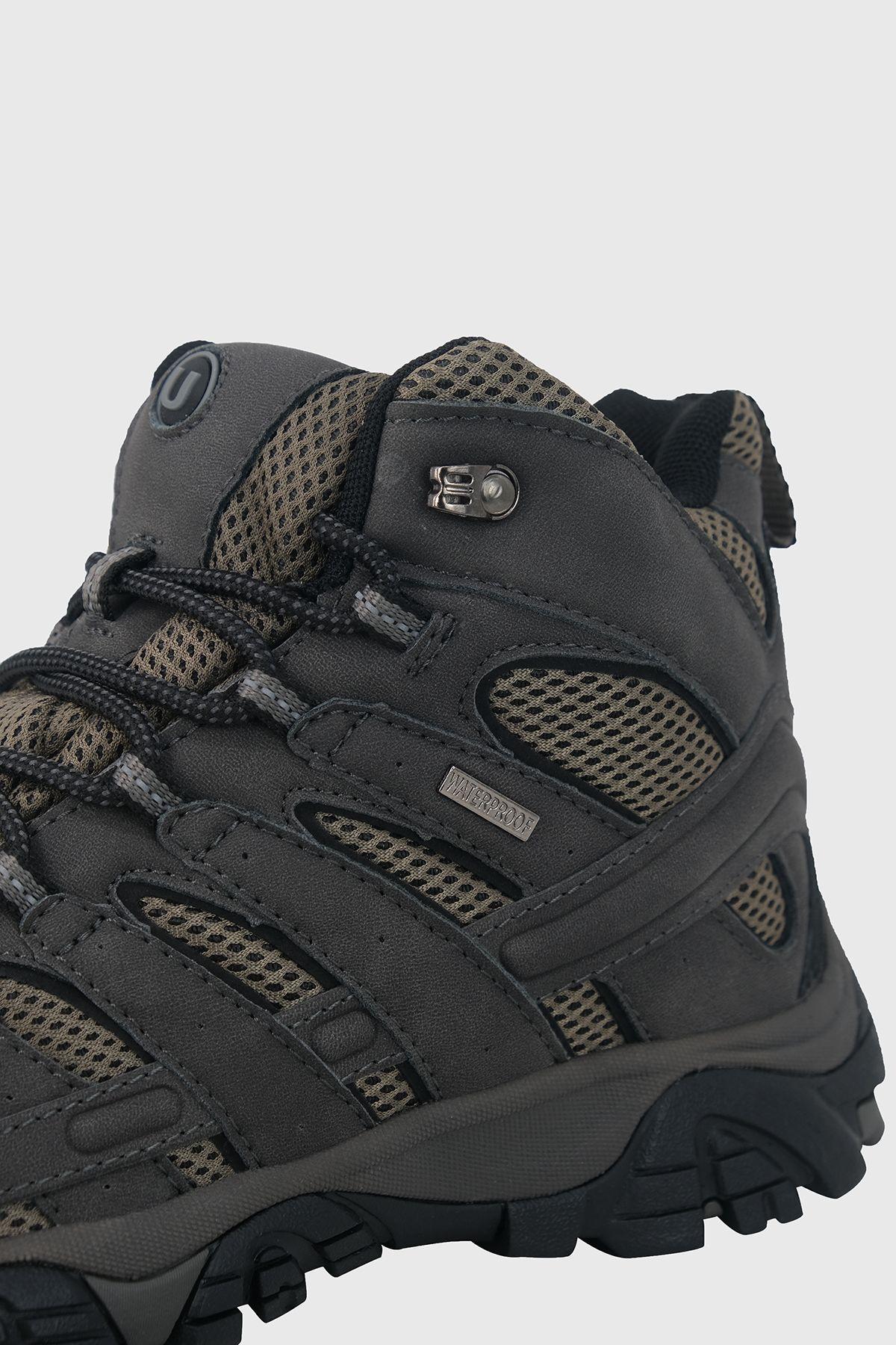 Botin Outdoor Waterproof Chengdu Gris UNS-3