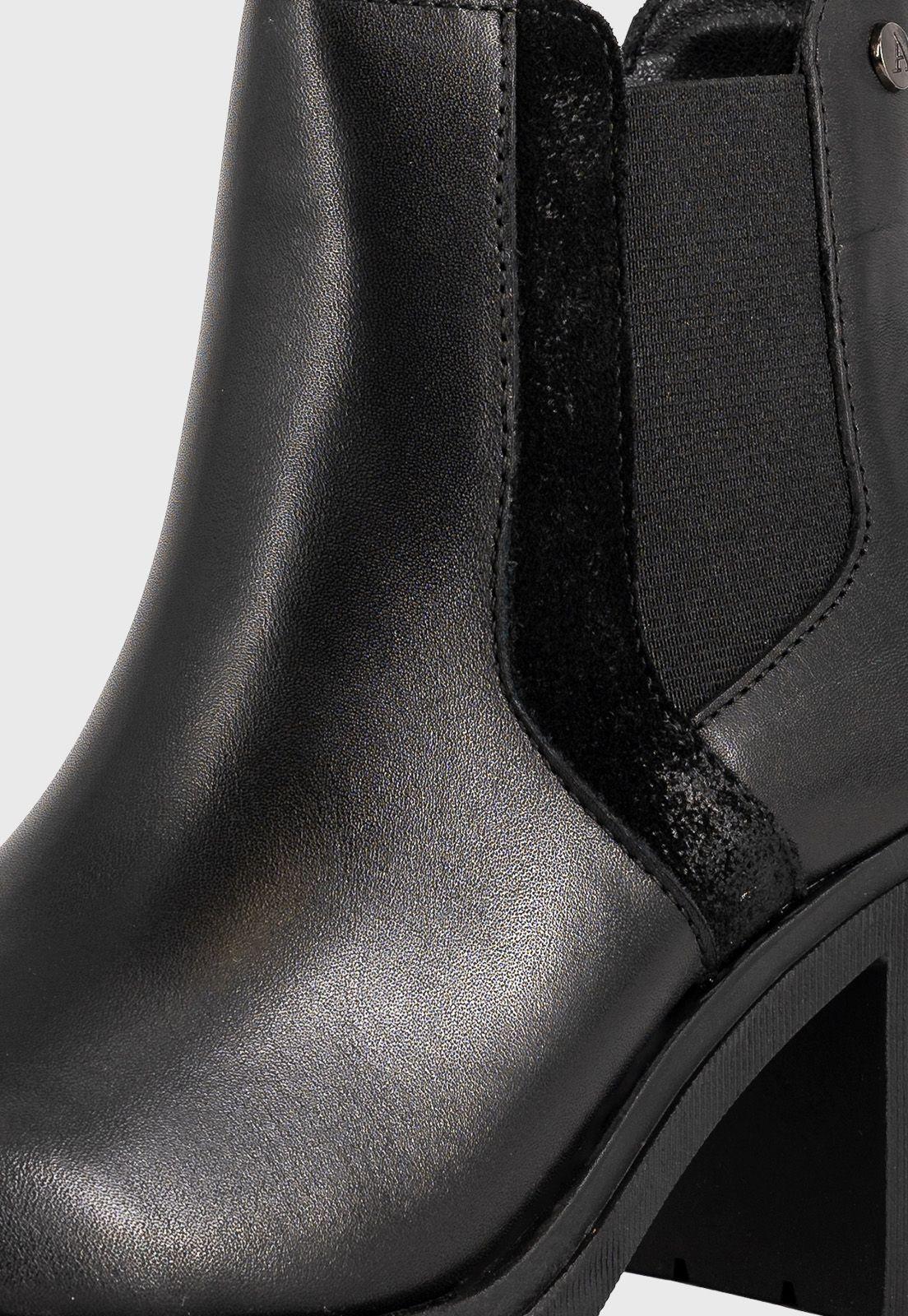 Botin de Cuero Zanra Negro Alquimia-4