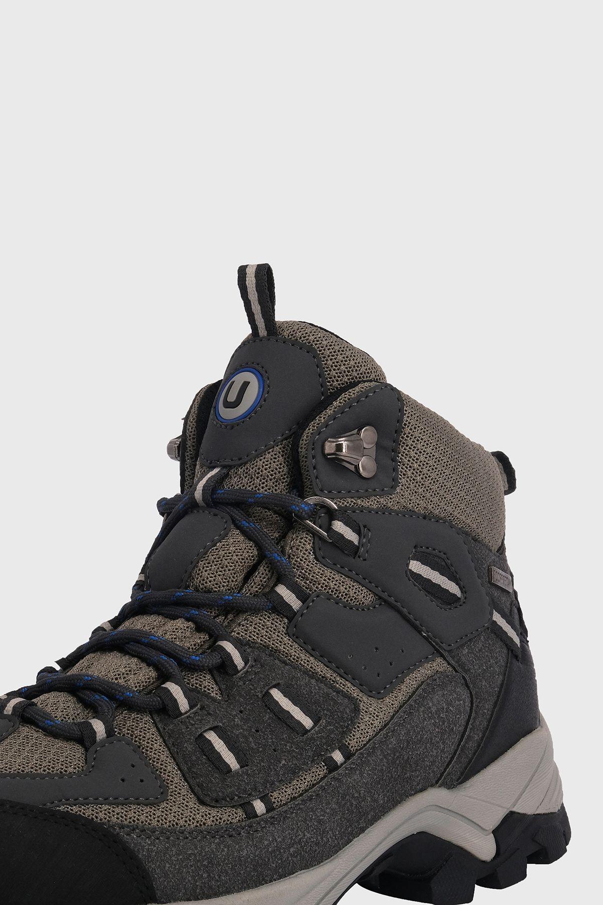 Botin Outdoor Waterproof Warf Gris UNS-3