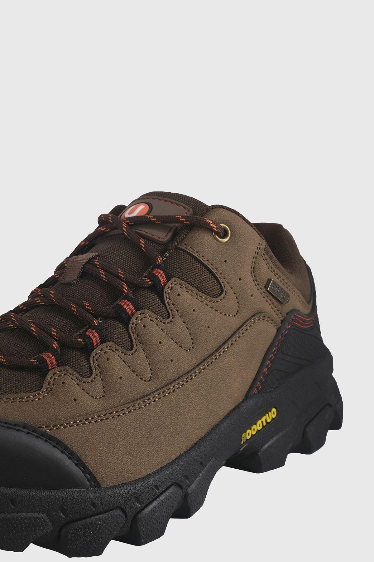 Zapatilla Outdoor Pino Cafe UNS-3